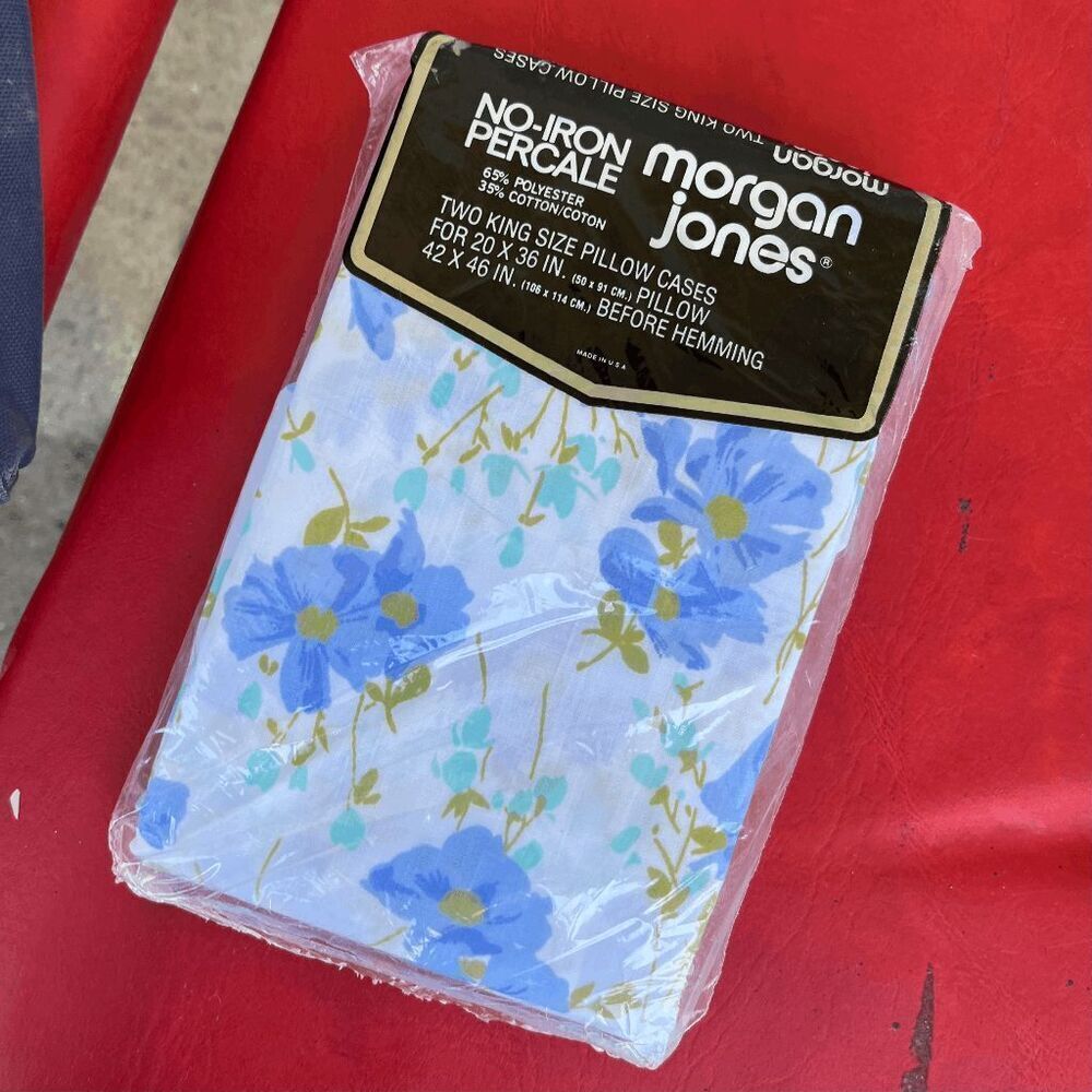 VTG Morgan Jones Blue Floral King Pillowcases NOS No-Iron Percale USA